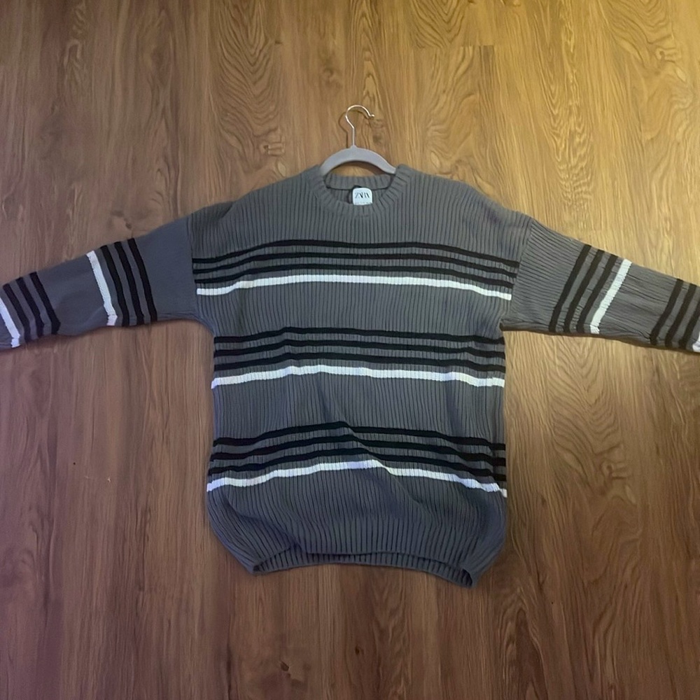Zara Men’s Knitted Sweater